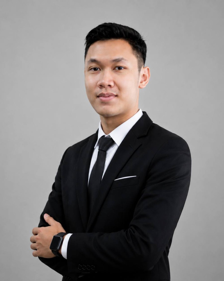 Portrait of Nuon Vireak