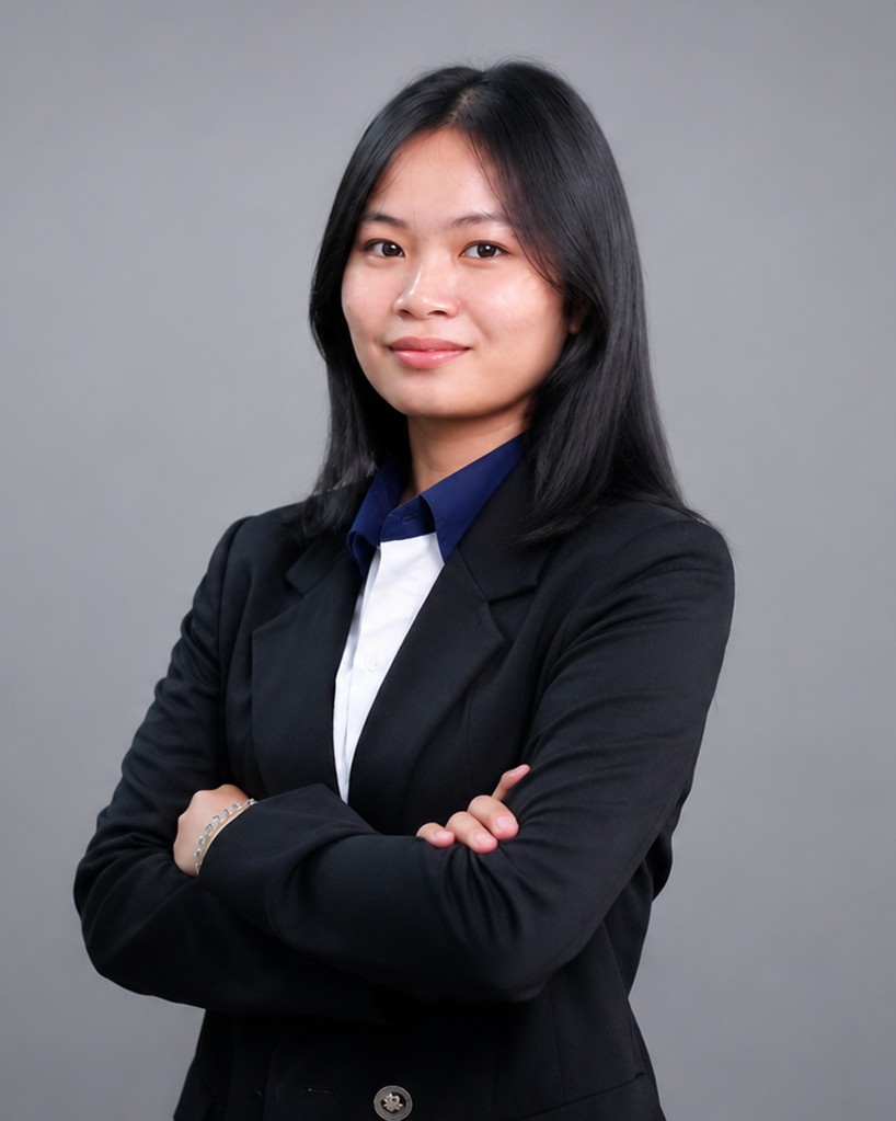 Portrait of HENG SOLIKA